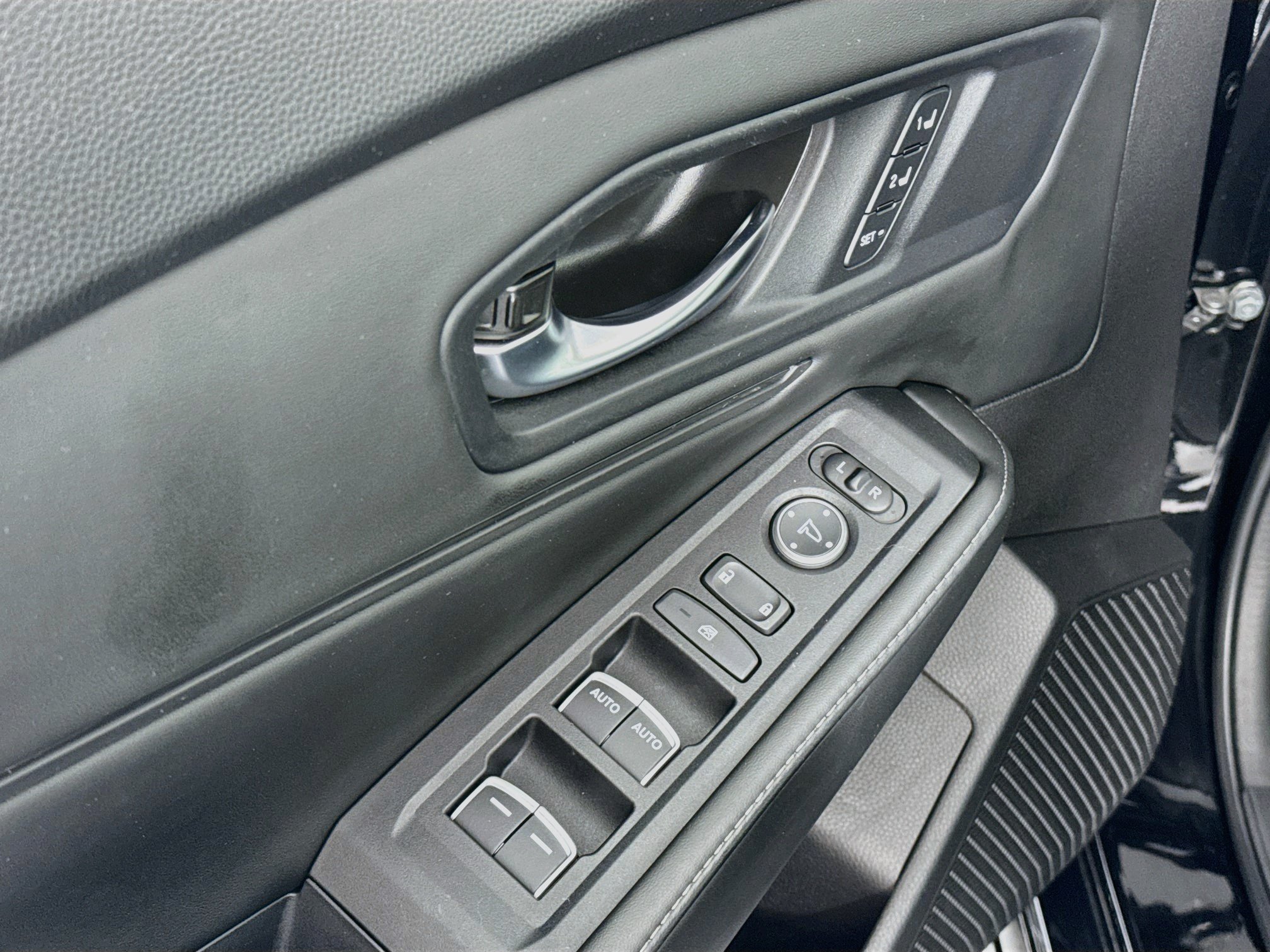 Certified 2023 Honda Accord Sport image 17