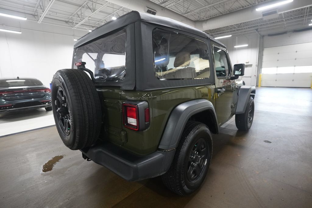 Used 2021 Jeep Wrangler Sport AWD/4WD image 13