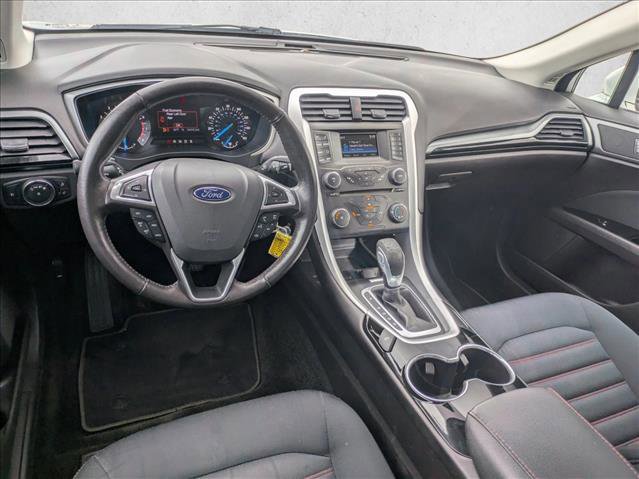 Used 2016 Ford Fusion SE w/ Equipment Group 201A image 15