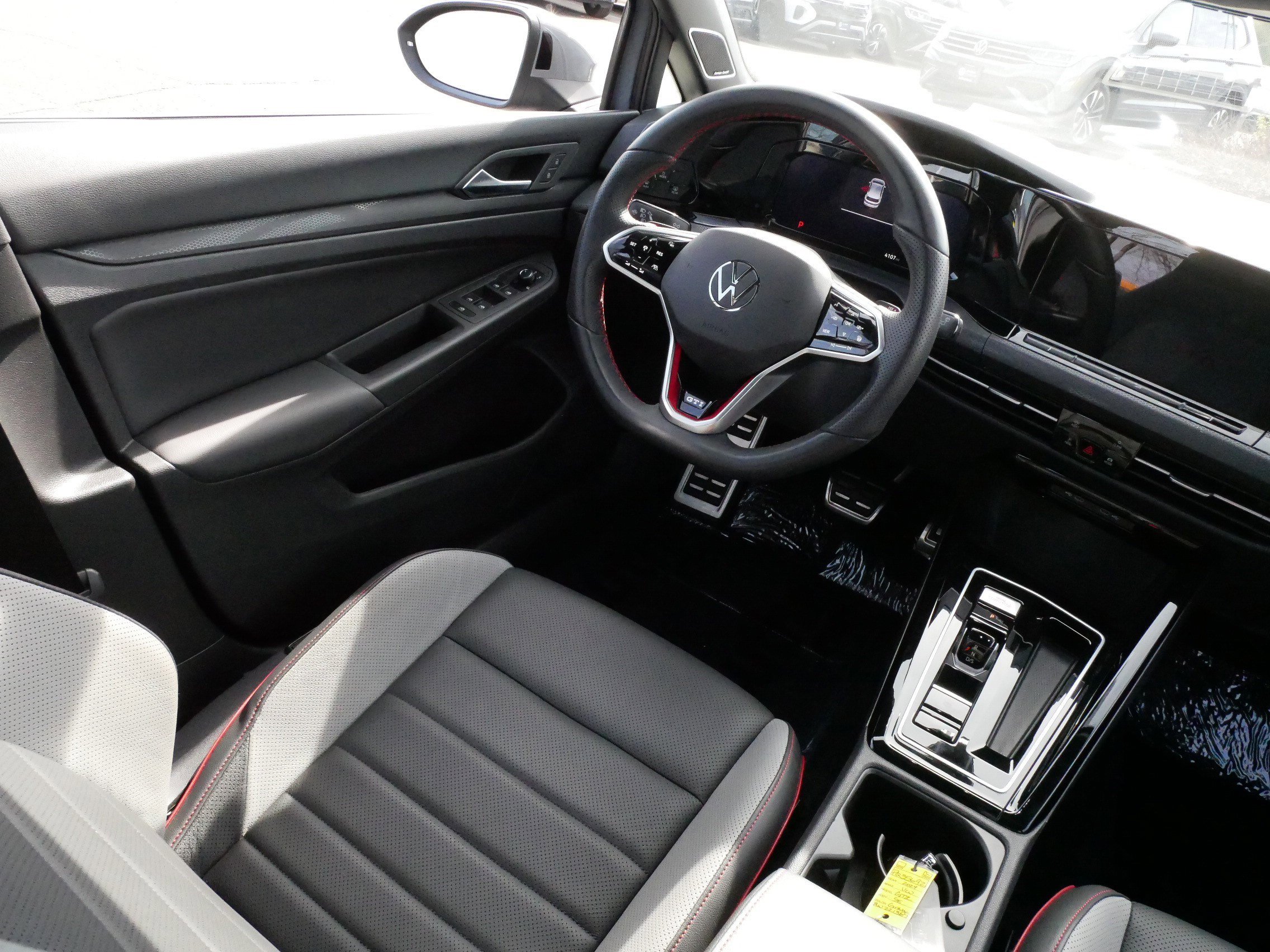 Certified 2024 Volkswagen GTI SE w/ SE Leather Seats Package FWD image 9