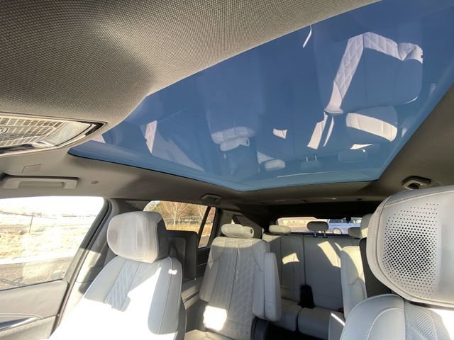 New 2025 Cadillac Escalade IQ Sport 1 w/ LPO, ONYX Package AWD/4WD image 19