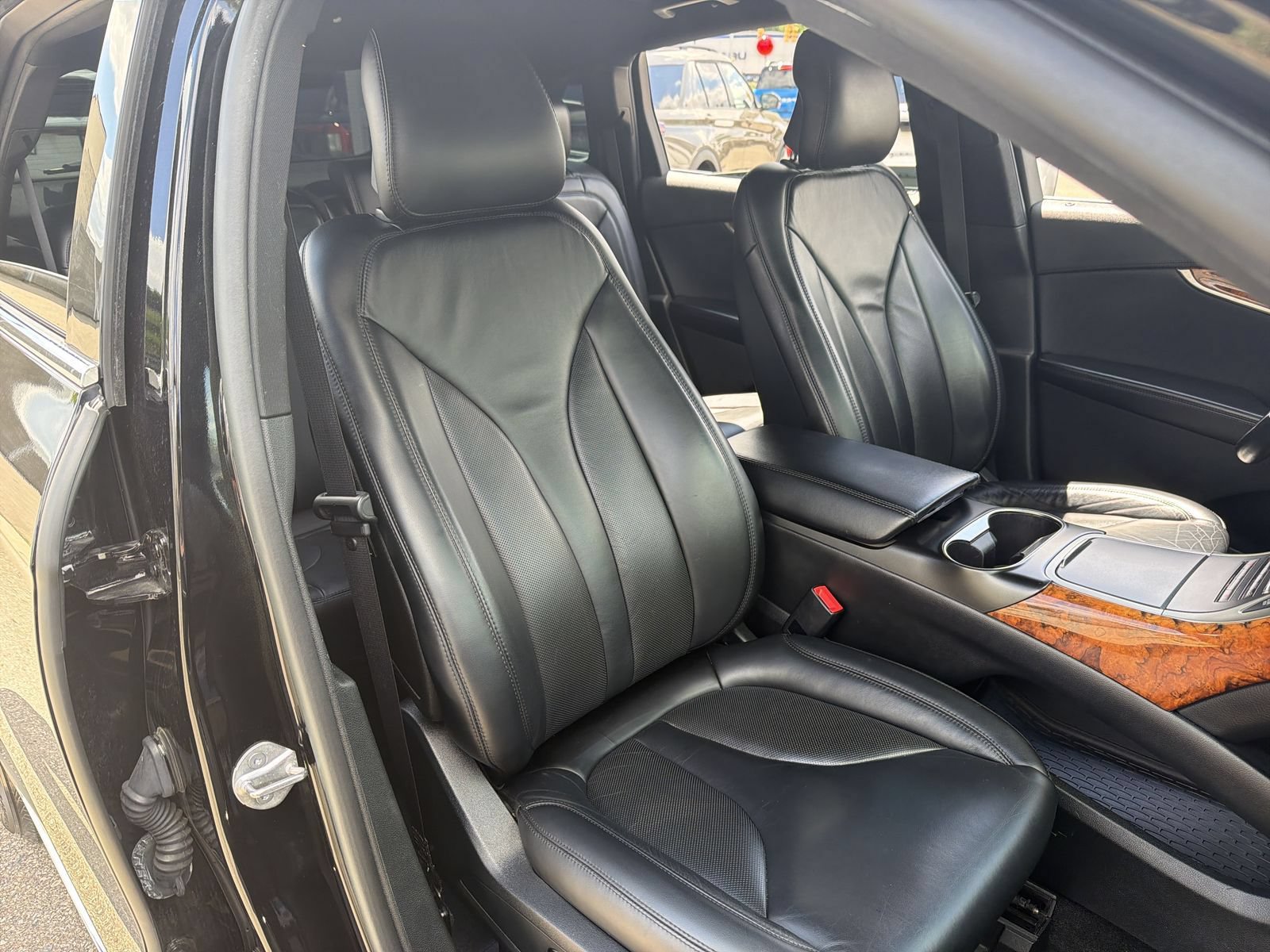 Used 2019 Lincoln Nautilus Select AWD/4WD image 23