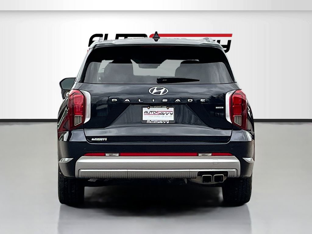 Used 2023 Hyundai Palisade Limited w/ Cargo Package image 6
