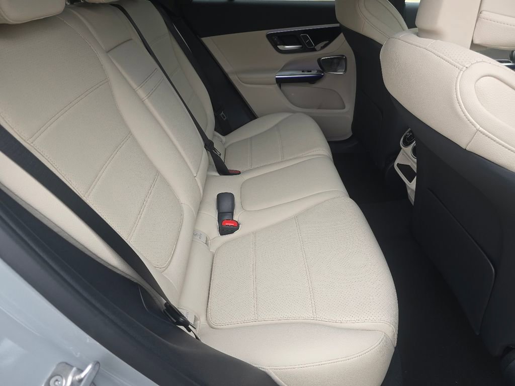 New 2026 Mercedes-Benz GLC 300 4MATIC image 21