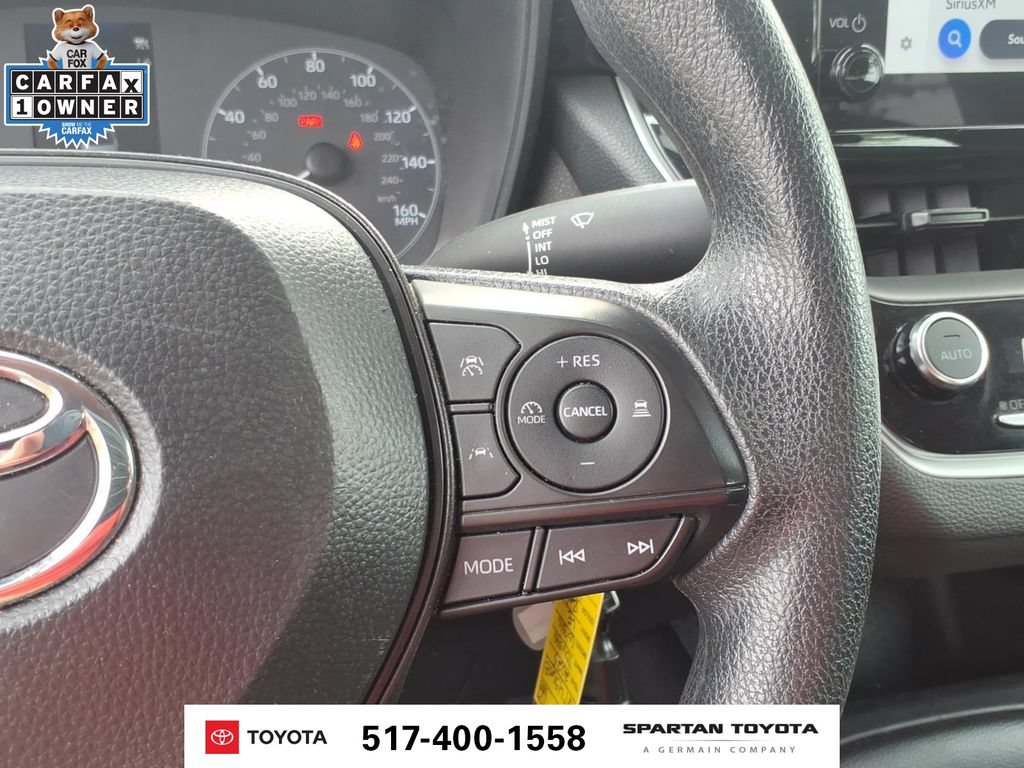 Used 2025 Toyota Corolla LE FWD image 18