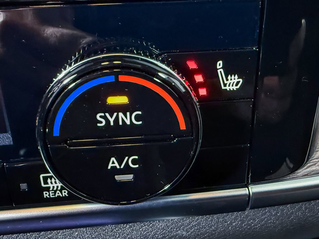 Certified 2026 Nissan Rogue Platinum w/ Platinum Premium Package image 12