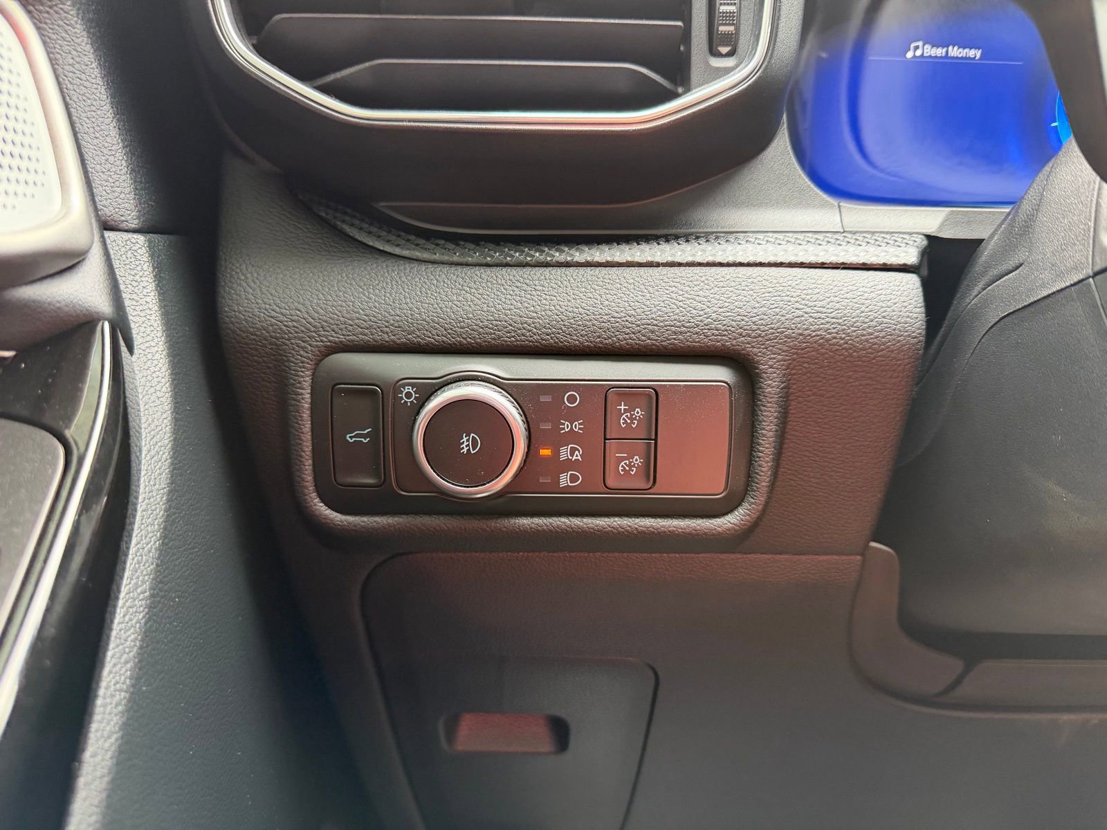 Used 2024 Ford Explorer ST w/ Equipment Group 401A image 24