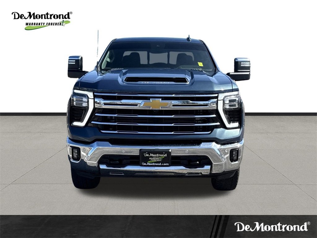 Used 2024 Chevrolet Silverado 2500 LTZ w/ LTZ Texas Edition image 2
