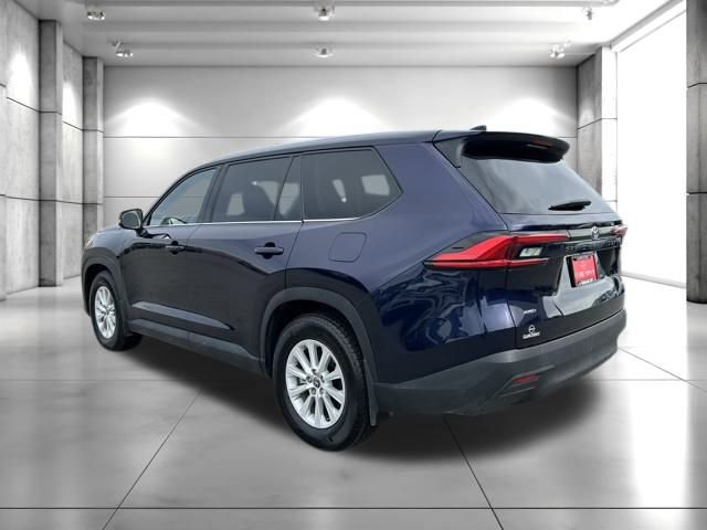 Used 2024 Toyota Grand Highlander XLE image 5
