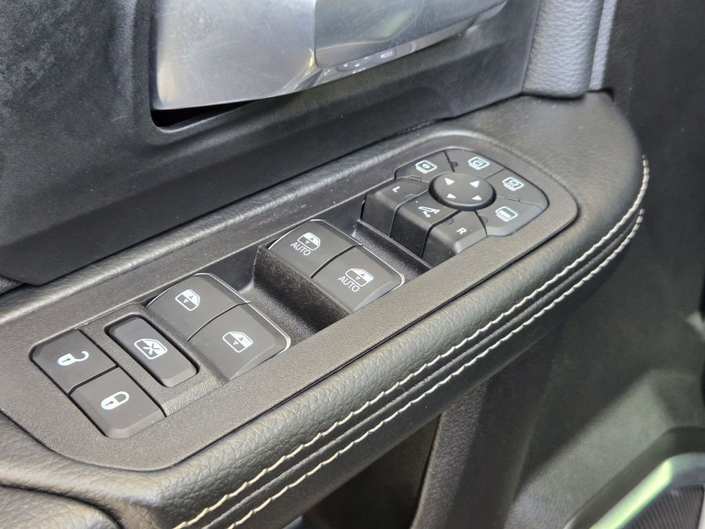 Used 2025 RAM 2500 Laramie w/ Night Edition image 12