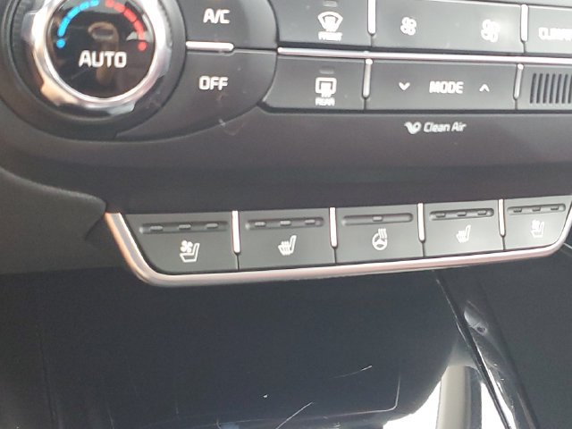 Used 2017 Kia Sorento SX AWD/4WD image 30