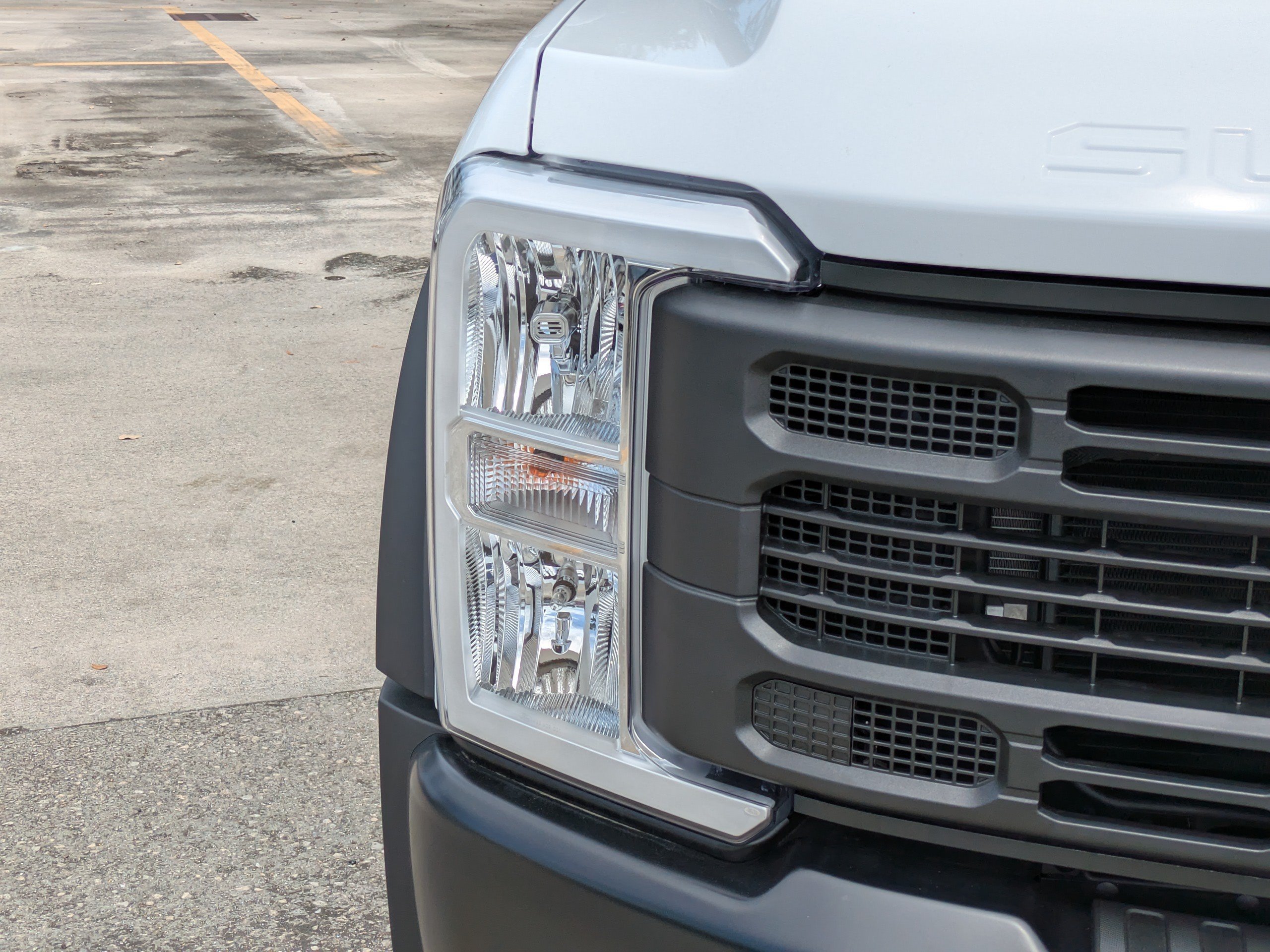 Certified 2024 Ford F550 4x4 Regular Cab Super Duty image 9