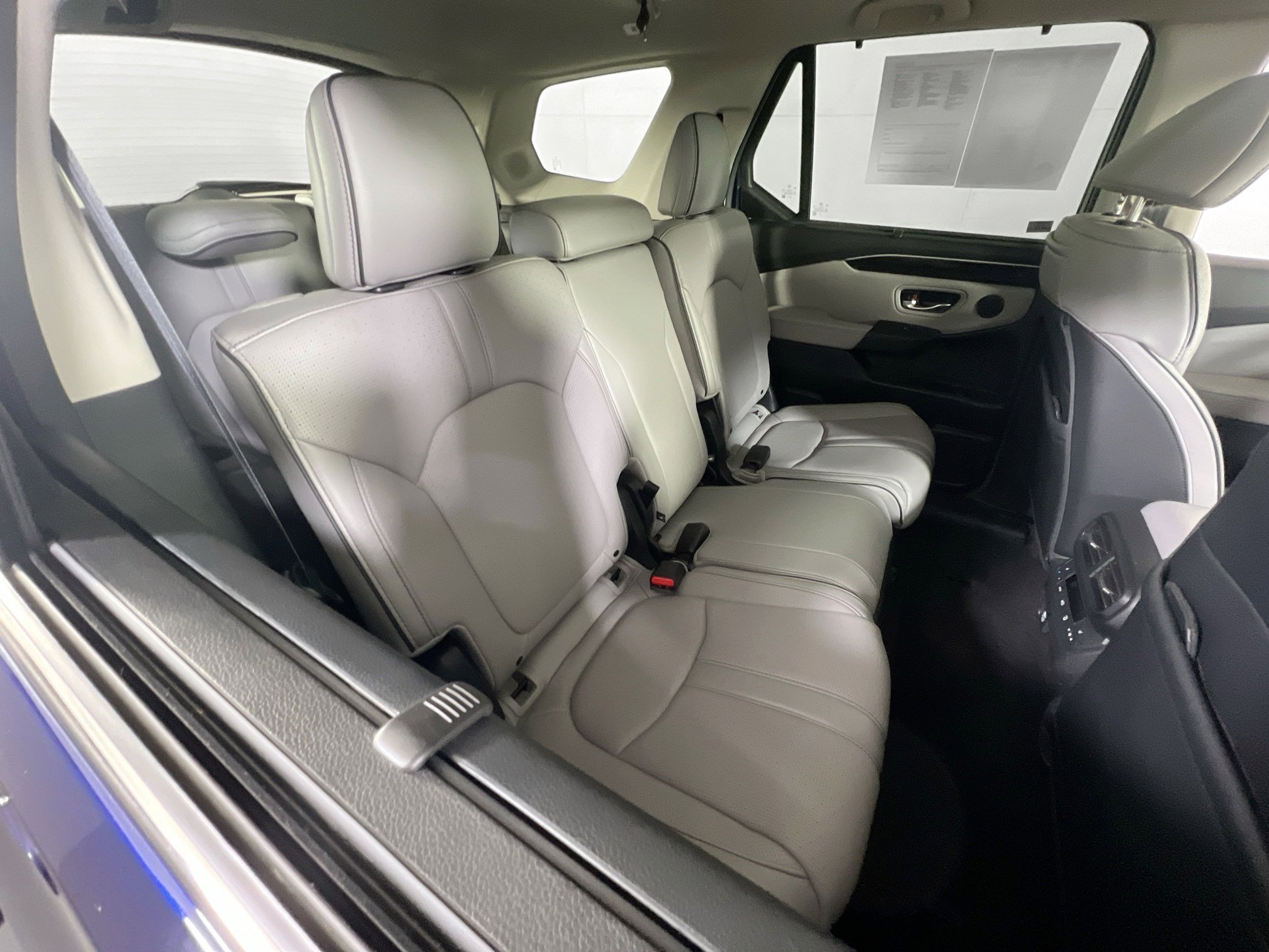 Used 2024 Honda Pilot Elite image 28