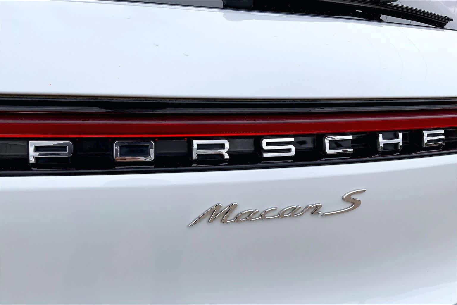 Used 2022 Porsche Macan S w/ Premium Package Plus AWD/4WD image 30