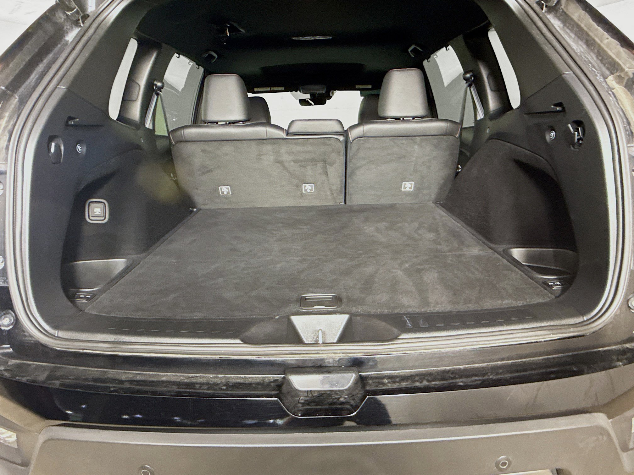 Certified 2025 Honda Passport TrailSport image 34