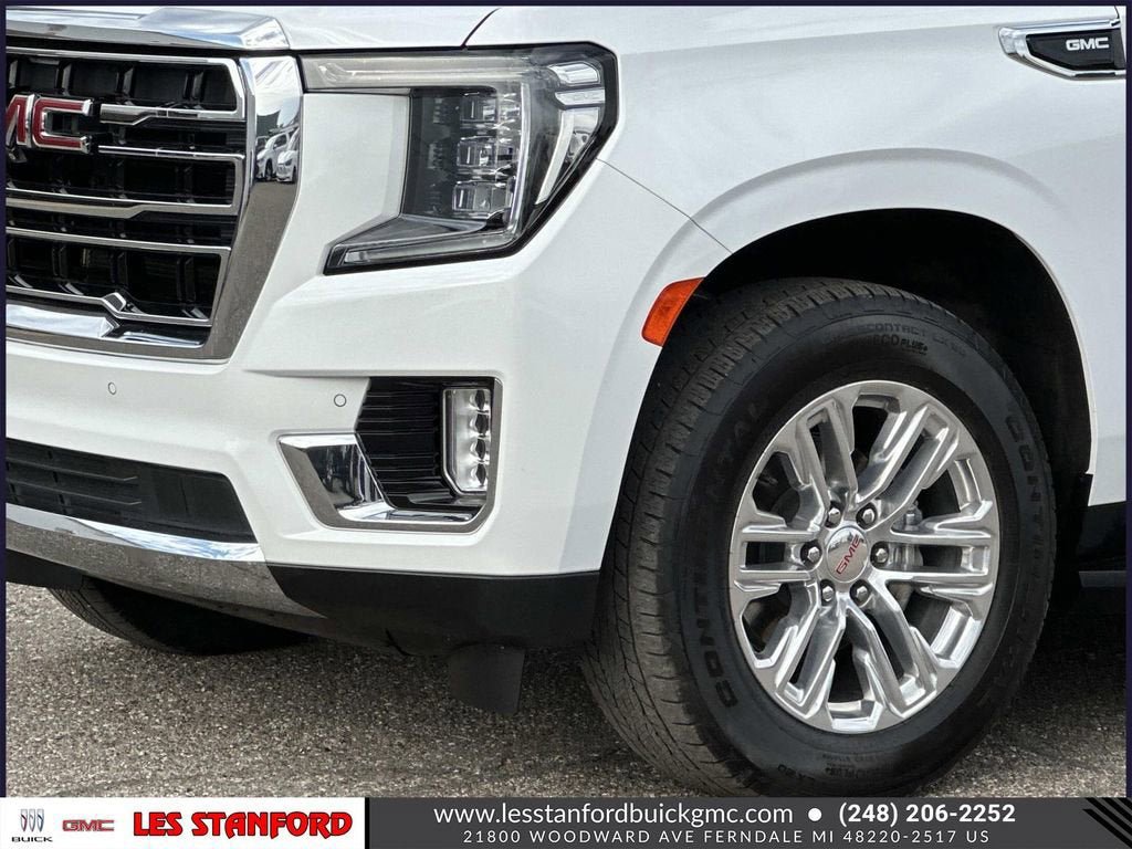 Used 2023 GMC Yukon XL SLT w/ SLT Premium Package AWD/4WD image 9