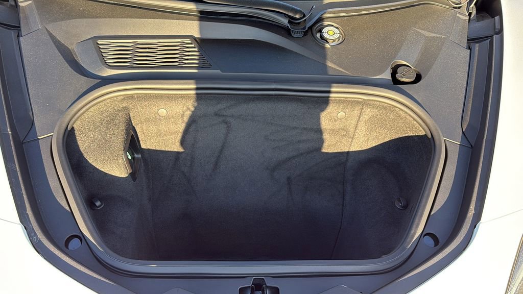 Used 2025 Chevrolet Corvette Stingray Convertible w/ 1LT image 32