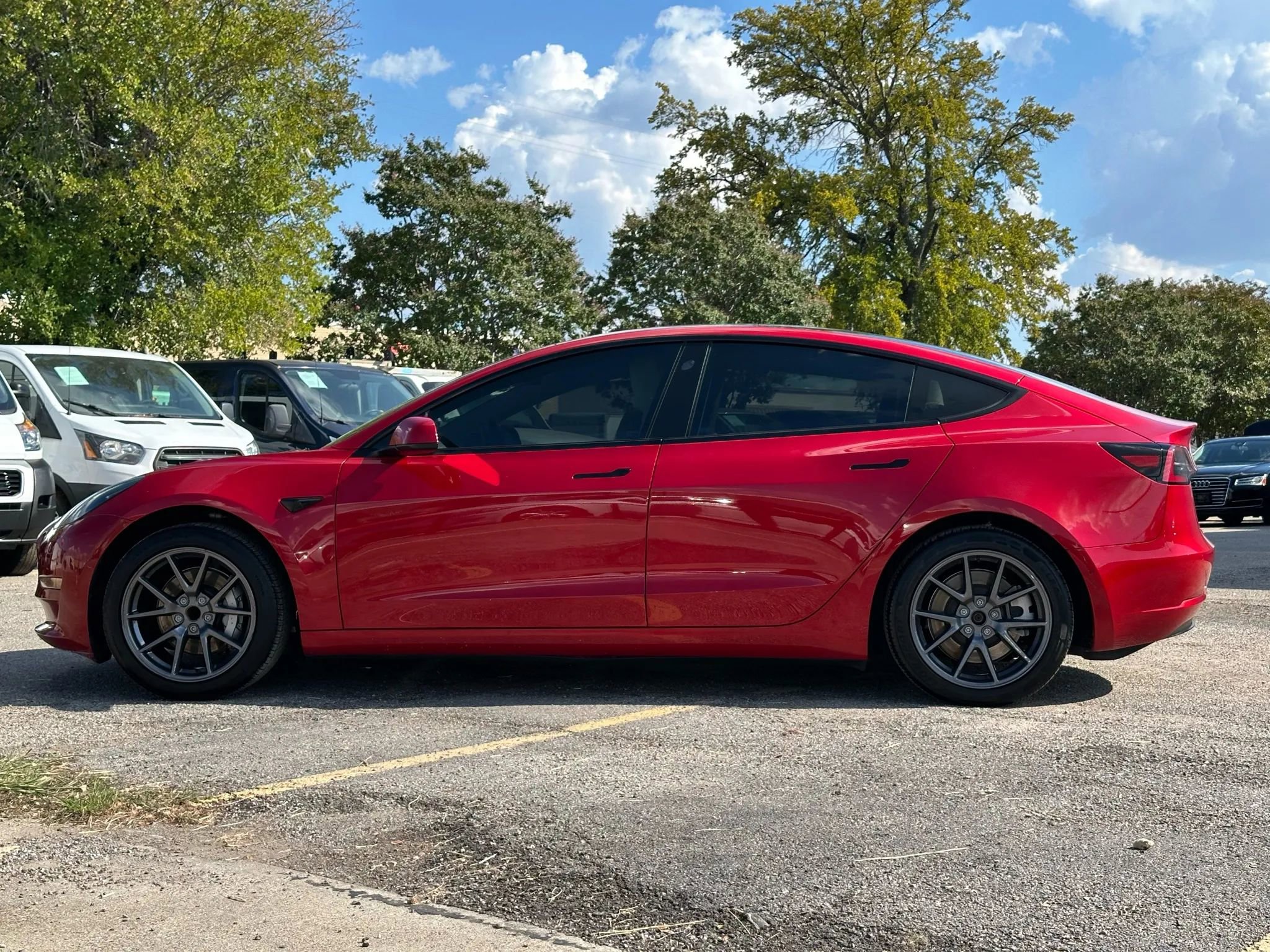 Used 2021 Tesla Model 3 Standard Range Plus image 3