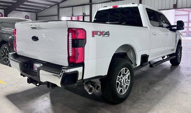 Used 2024 Ford F250 Lariat w/ FX4 Off-Road Package AWD/4WD image 2