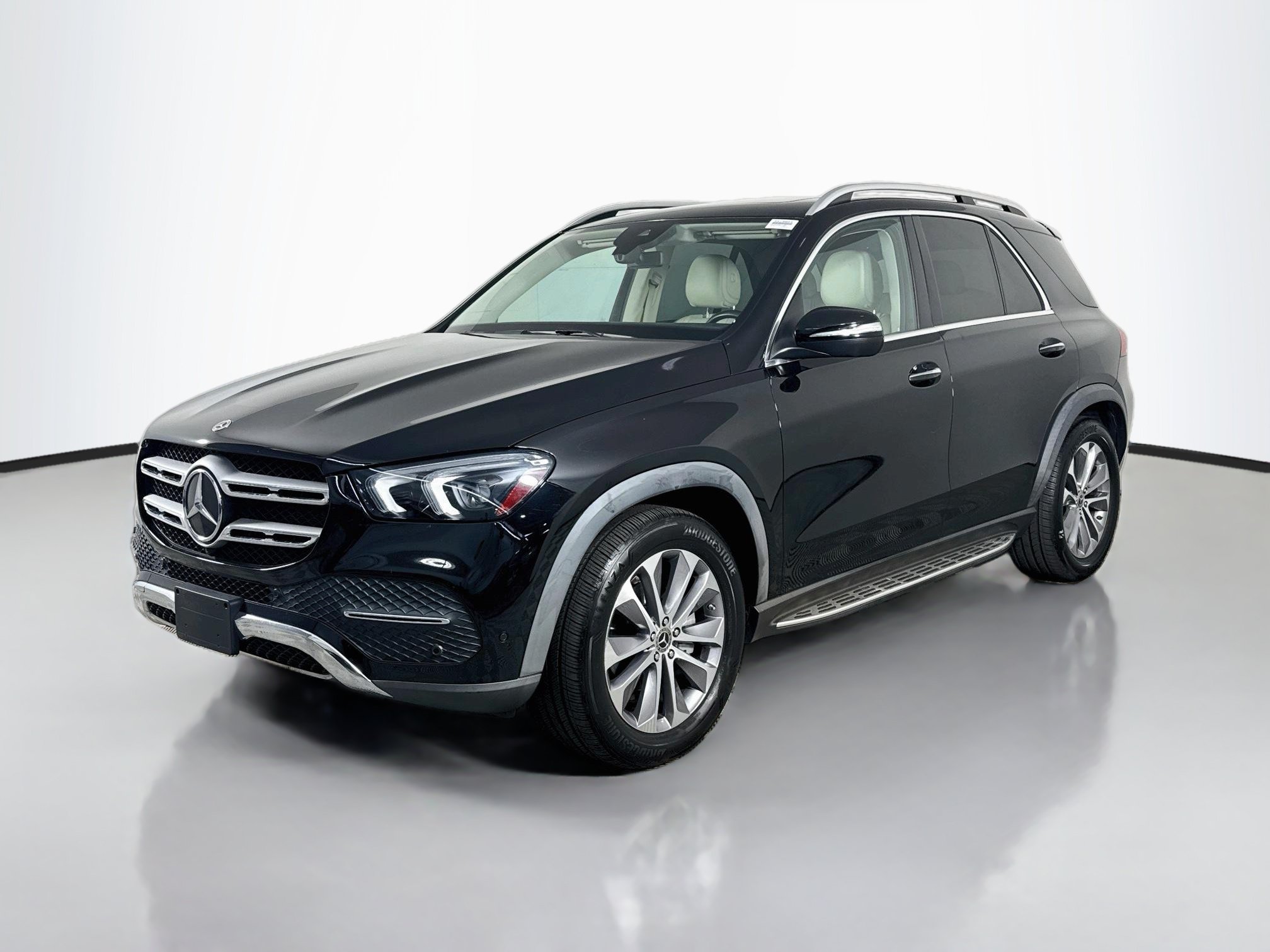 Used 2021 Mercedes-Benz GLE 350 4MATIC w/ 3rd Row Seat Package image 4