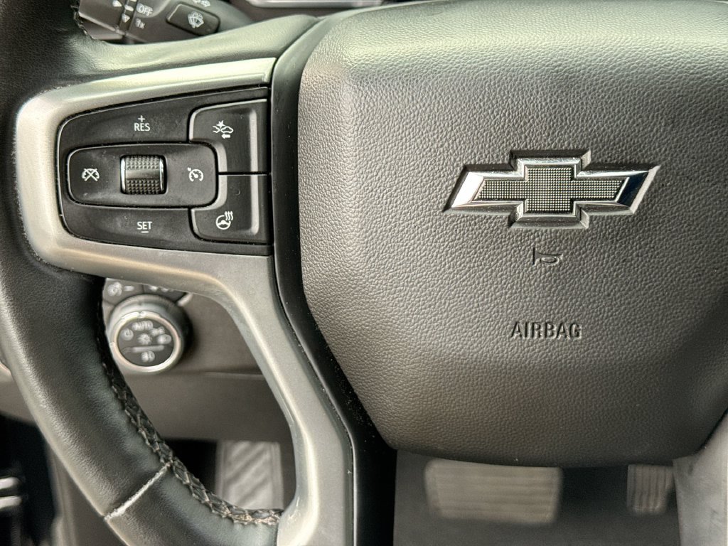 Used 2024 Chevrolet Silverado 1500 RST AWD/4WD image 17