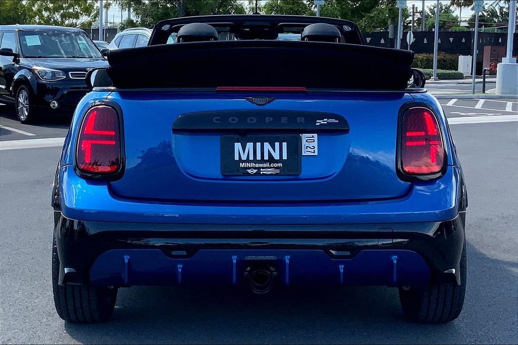 New 2026 MINI Cooper John Cooper Works FWD image 4