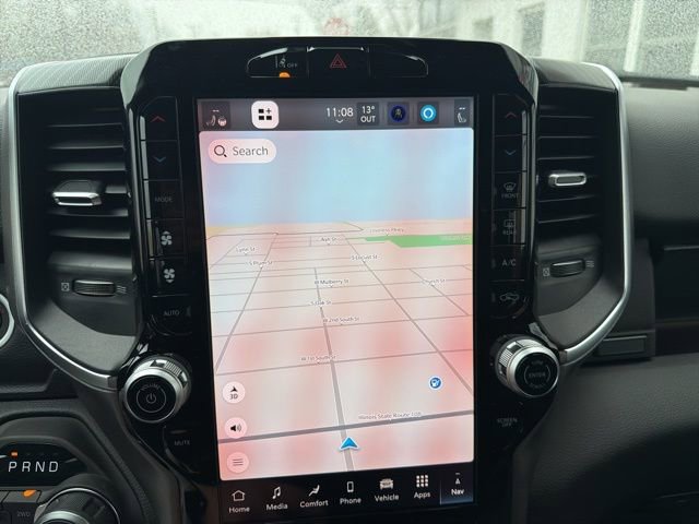 New 2026 RAM 1500 4x4 Crew Cab image 33