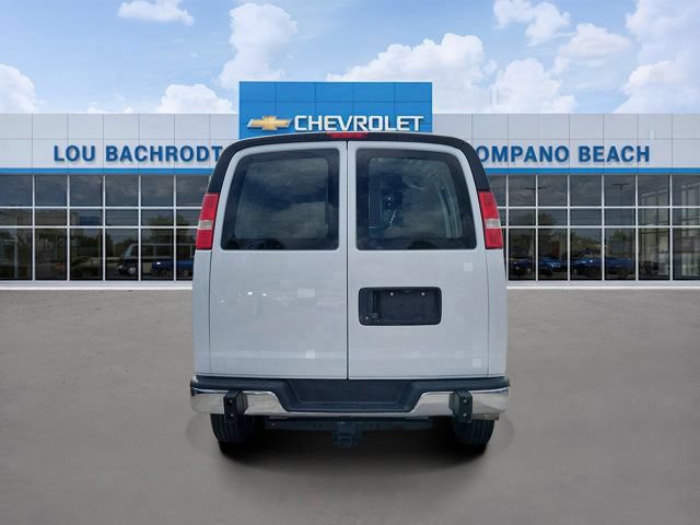Used 2020 GMC Savana 2500 w/ Driver Convenience Package RWD image 4