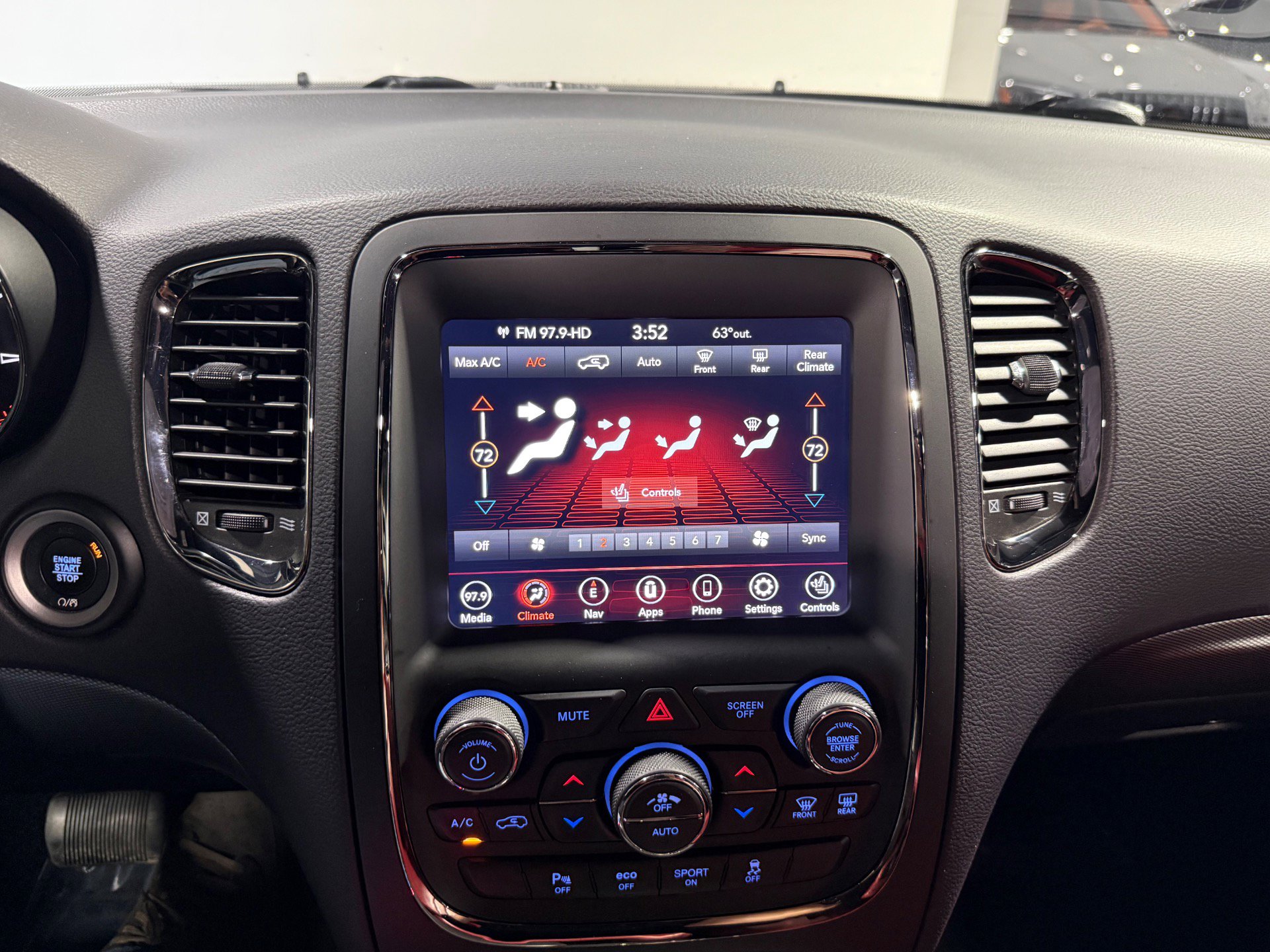 Used 2020 Dodge Durango R/T w/ Blacktop Package AWD/4WD image 34