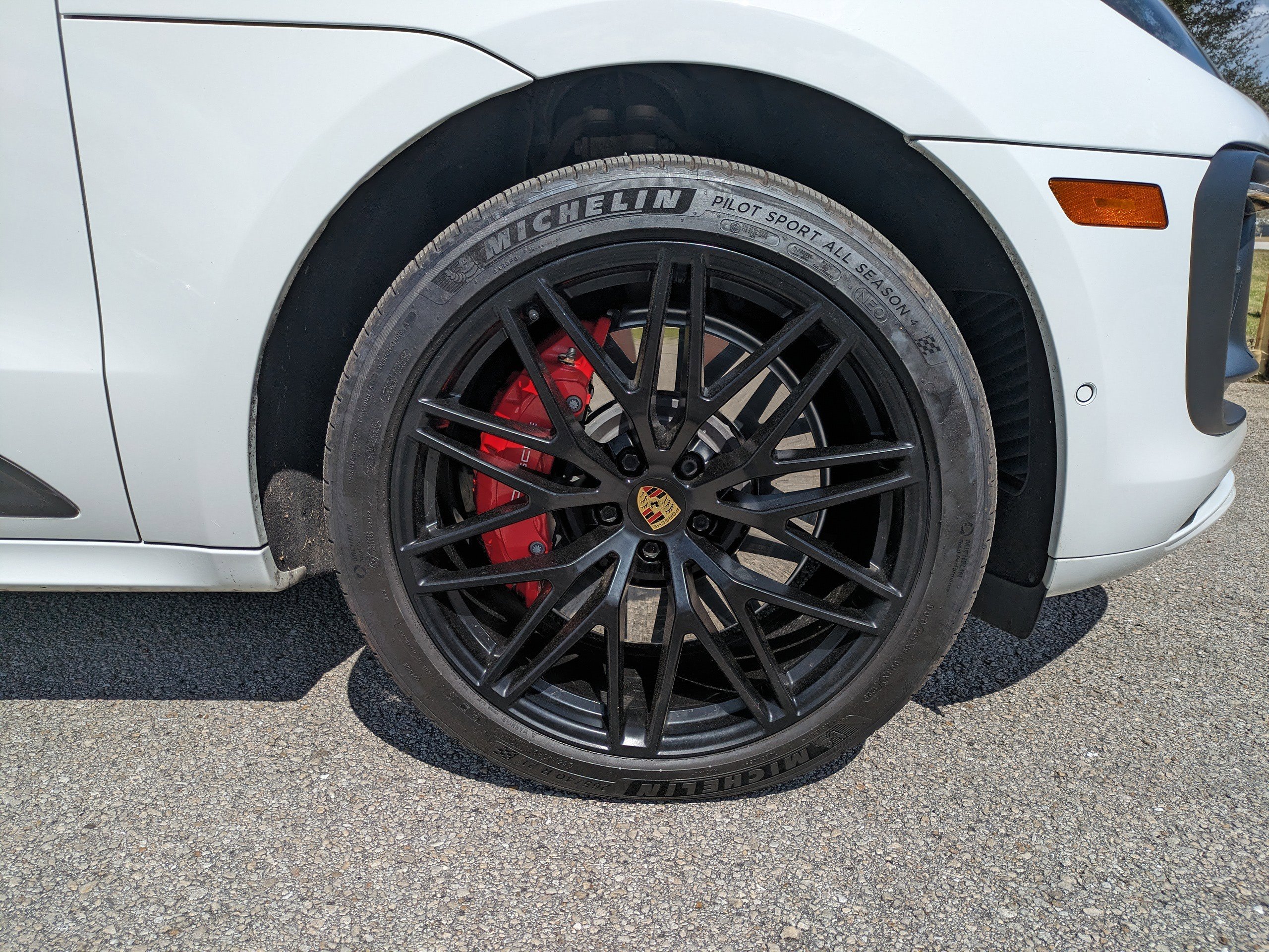 Used 2022 Porsche Macan GTS image 11