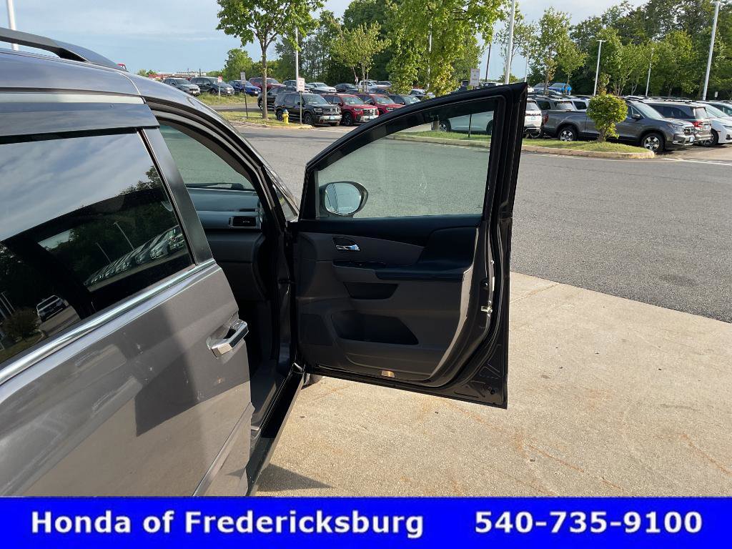 Used 2016 Honda Odyssey SE image 20