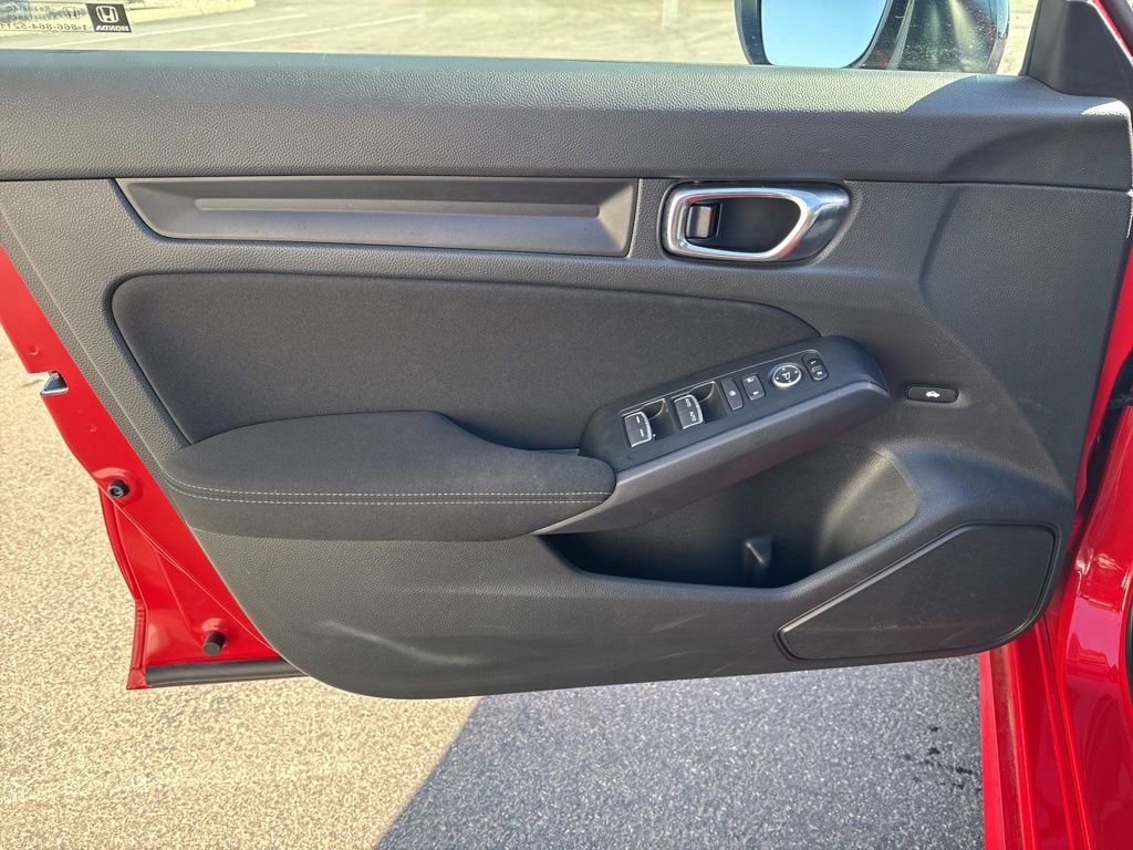 Used 2025 Honda Civic Sport image 29