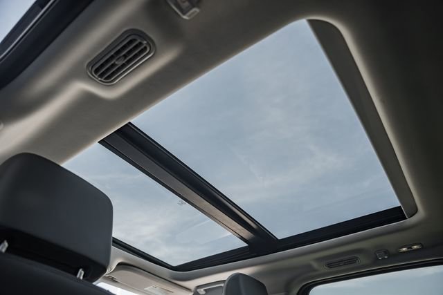 Used 2025 Ford Expedition Active image 48