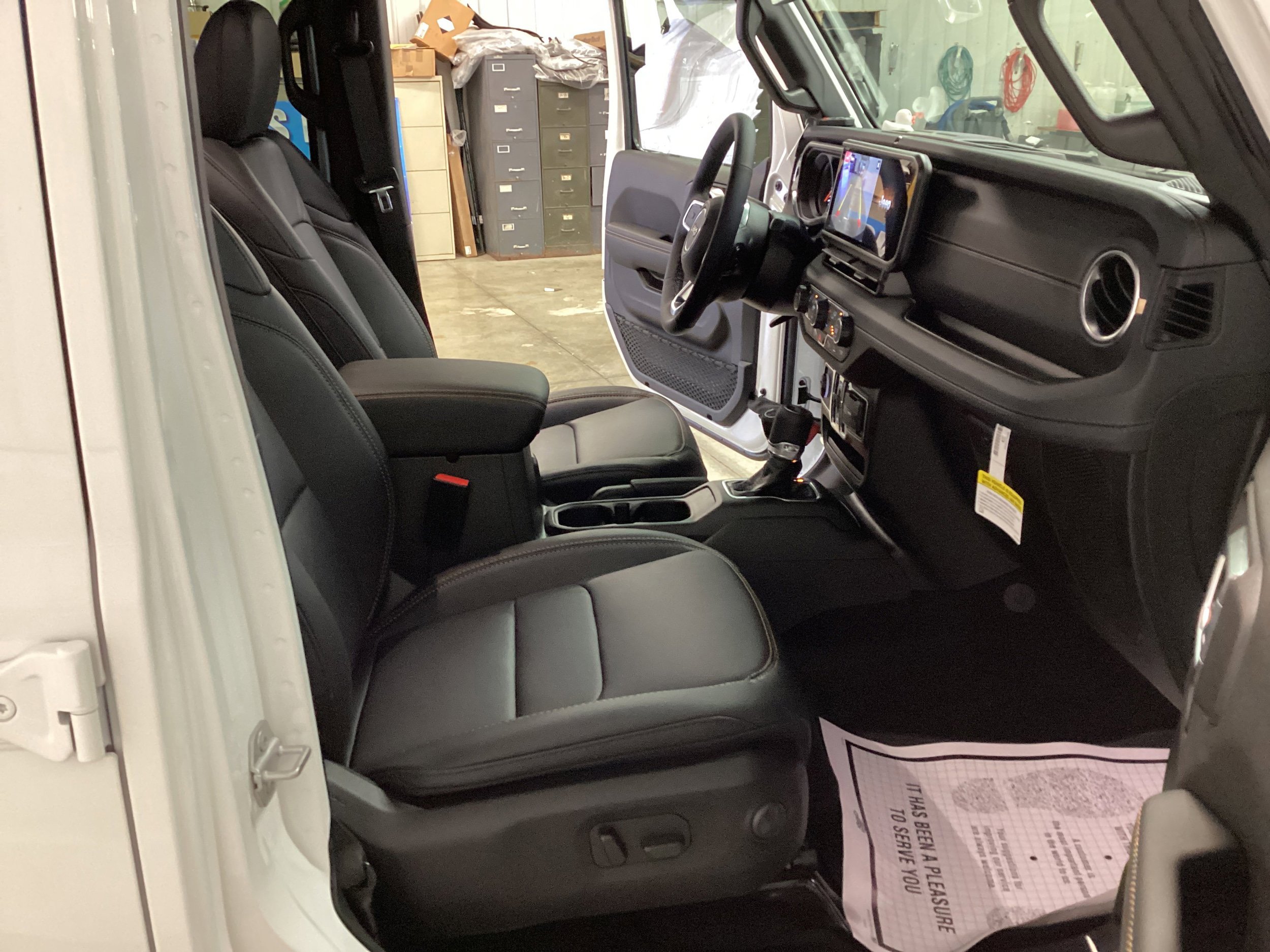 New 2026 Jeep Wrangler Unlimited Sahara AWD/4WD image 35