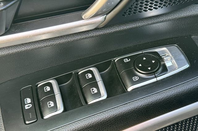 Used 2024 Kia Telluride LX image 12