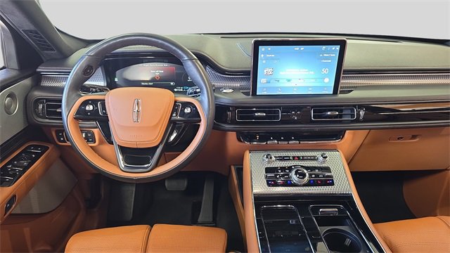 Used 2023 Lincoln Aviator Black Label Grand Touring image 9