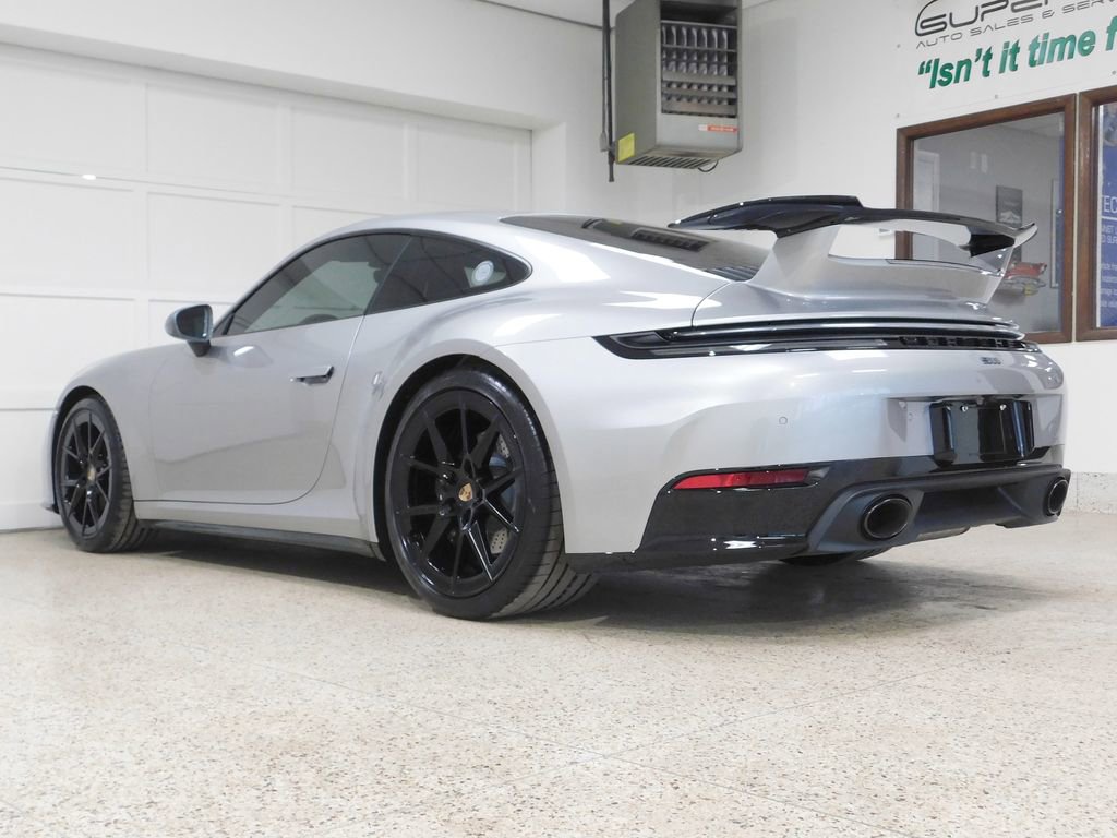 Used 2025 Porsche 911 Carrera T image 6