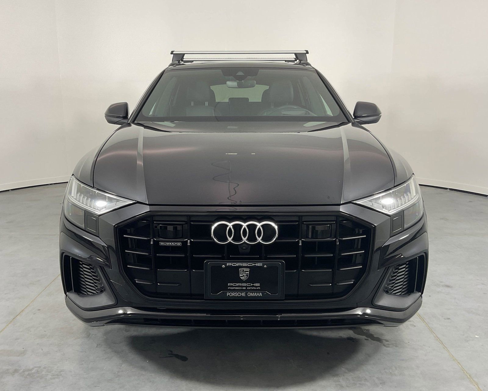 Used 2019 Audi Q8 Prestige image 2