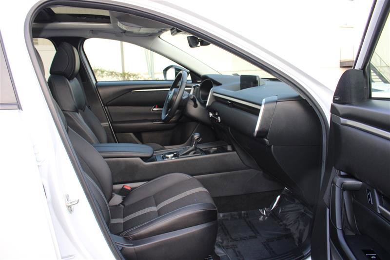 Used 2025 MAZDA CX-50 AWD 2.5 S w/ Premium Package image 13