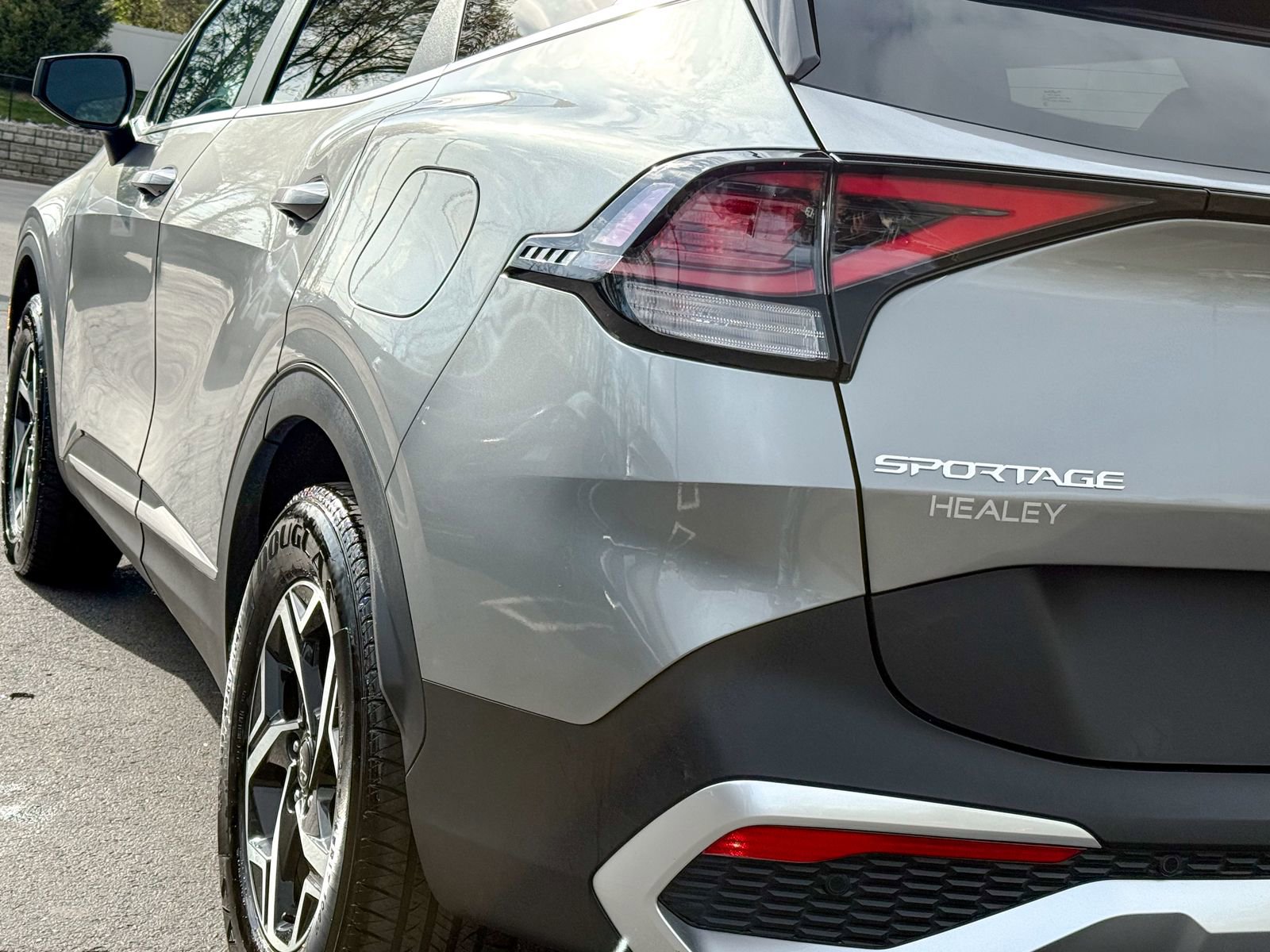 Certified 2023 Kia Sportage LX AWD/4WD image 9