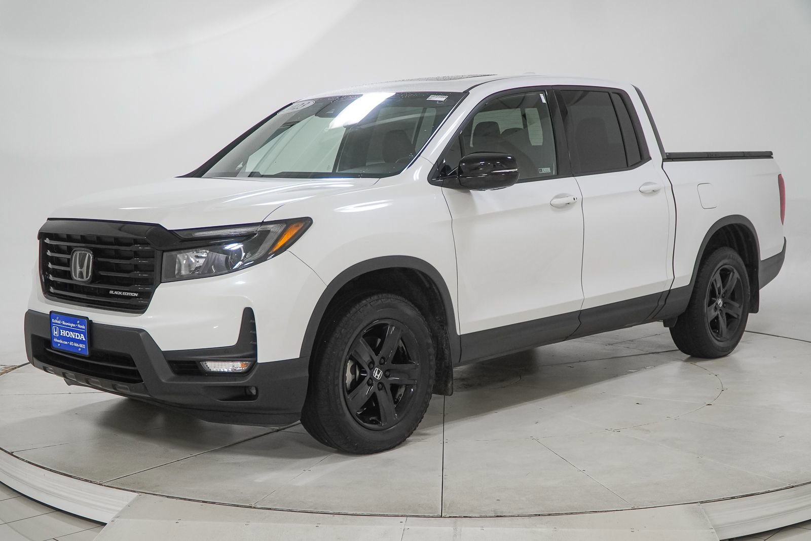 Used 2023 Honda Ridgeline Black Edition image 4