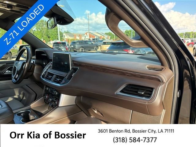 Used 2024 Chevrolet Tahoe Z71 w/ Luxury Package AWD/4WD image 33