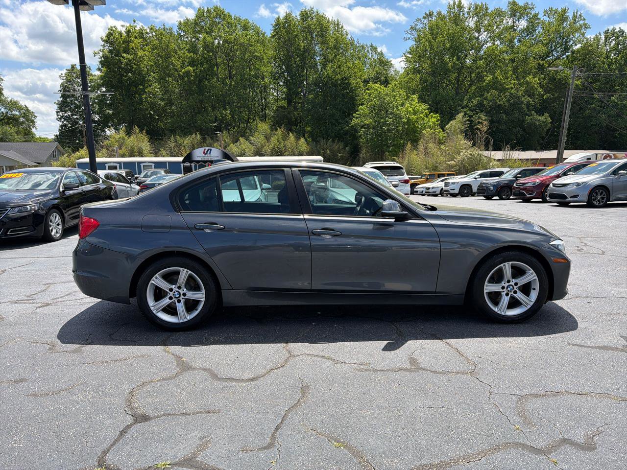 Used 2013 BMW 328i xDrive Sedan AWD/4WD image 18