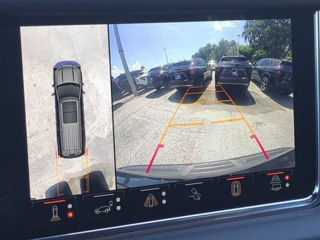 Used 2023 GMC Yukon Denali Ultimate w/ LPO, Floor Liner Package AWD/4WD image 26