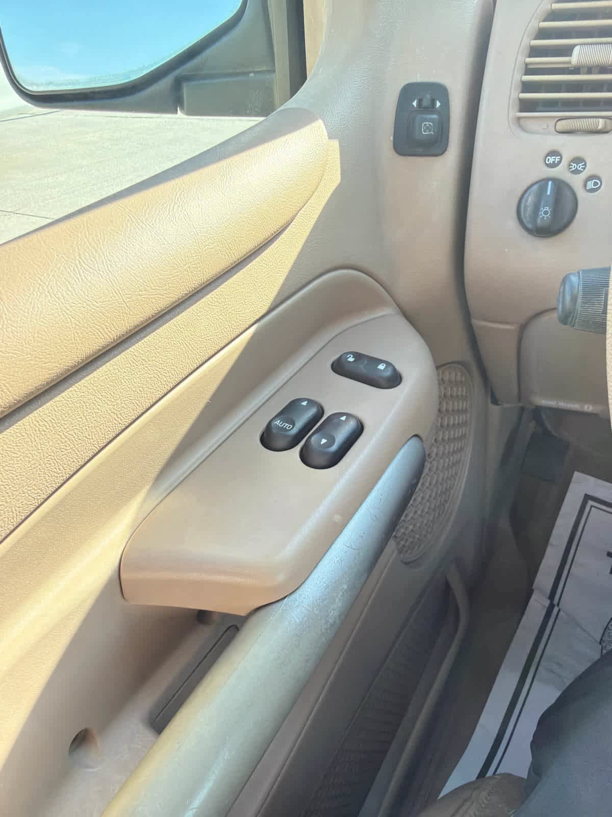 Used 2002 Ford Explorer Sport AWD/4WD image 14