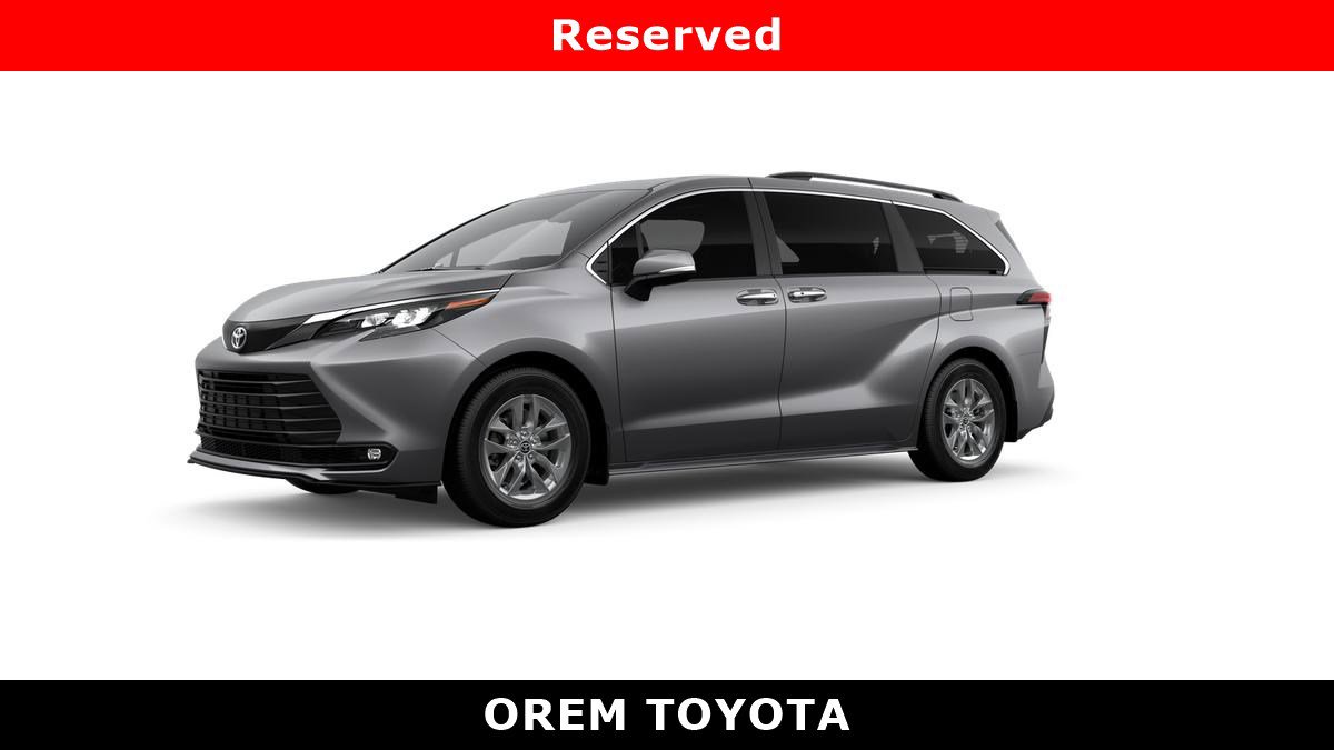 New 2026 Toyota Sienna XLE image 1