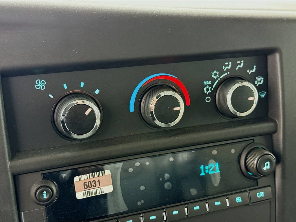 New 2025 GMC Savana 3500 w/ Power Convenience Package RWD image 18