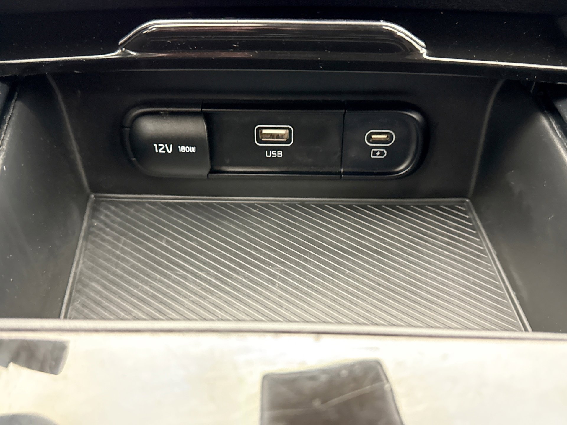 Used 2023 Kia Sportage LX image 15