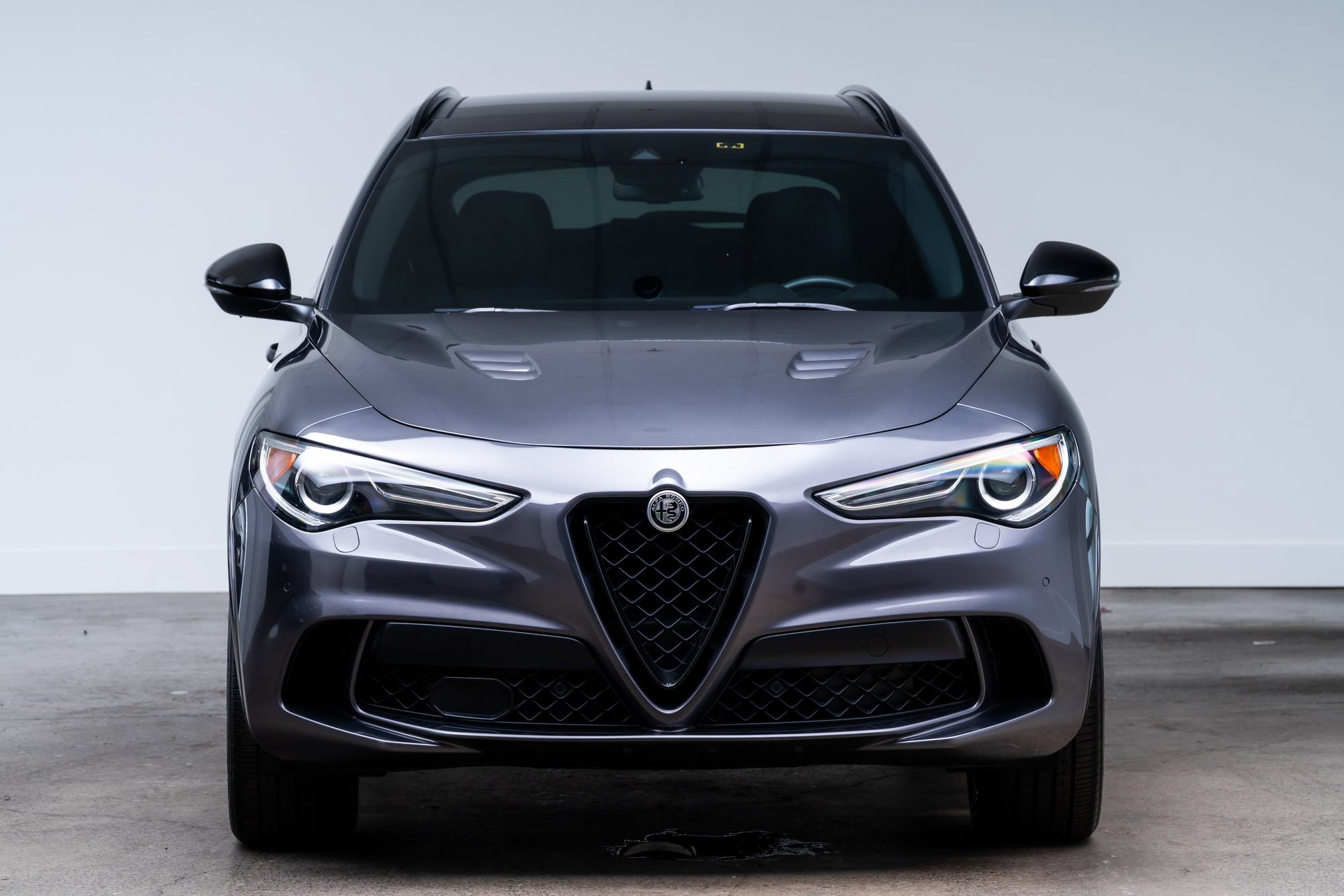 Used 2022 Alfa Romeo Stelvio Quadrifoglio w/ Active Assist Plus Package AWD/4WD image 2
