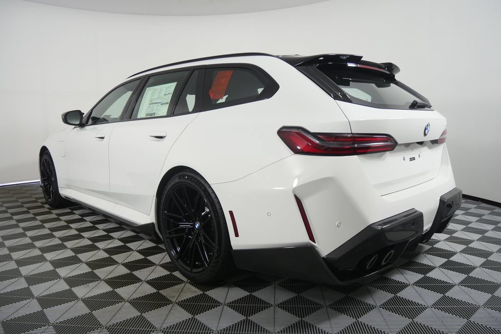 New 2027 BMW M5 Touring AWD/4WD image 6